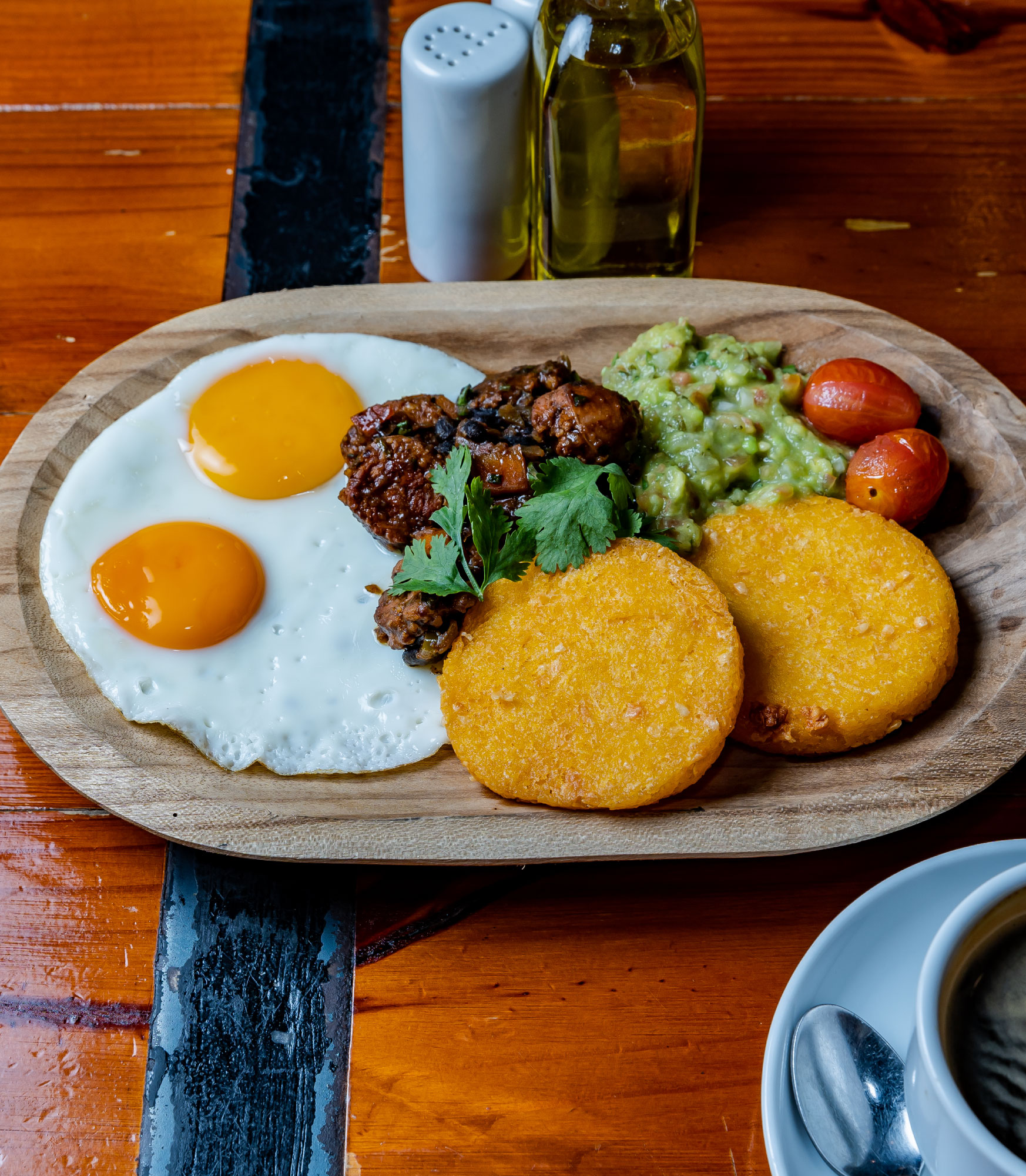 El Panameño Breakfast